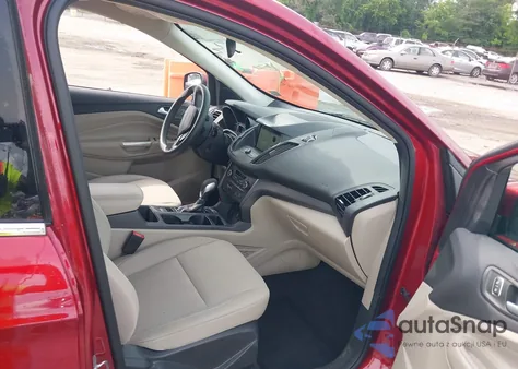 2019 Ford Escape Se из США, поврежденный, VIN 1FMCU9GD6KUB49115